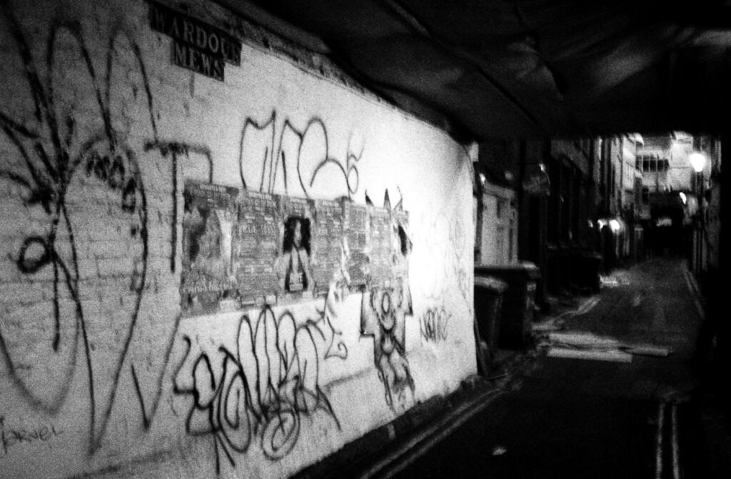 soho-alley-xa3